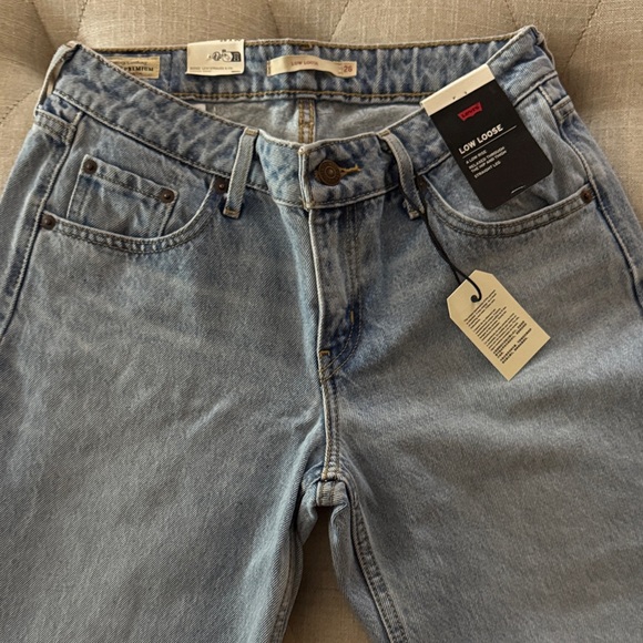 Levi's Denim - Levi's Women’s Low Loose straight leg jeans. NWT 26x30